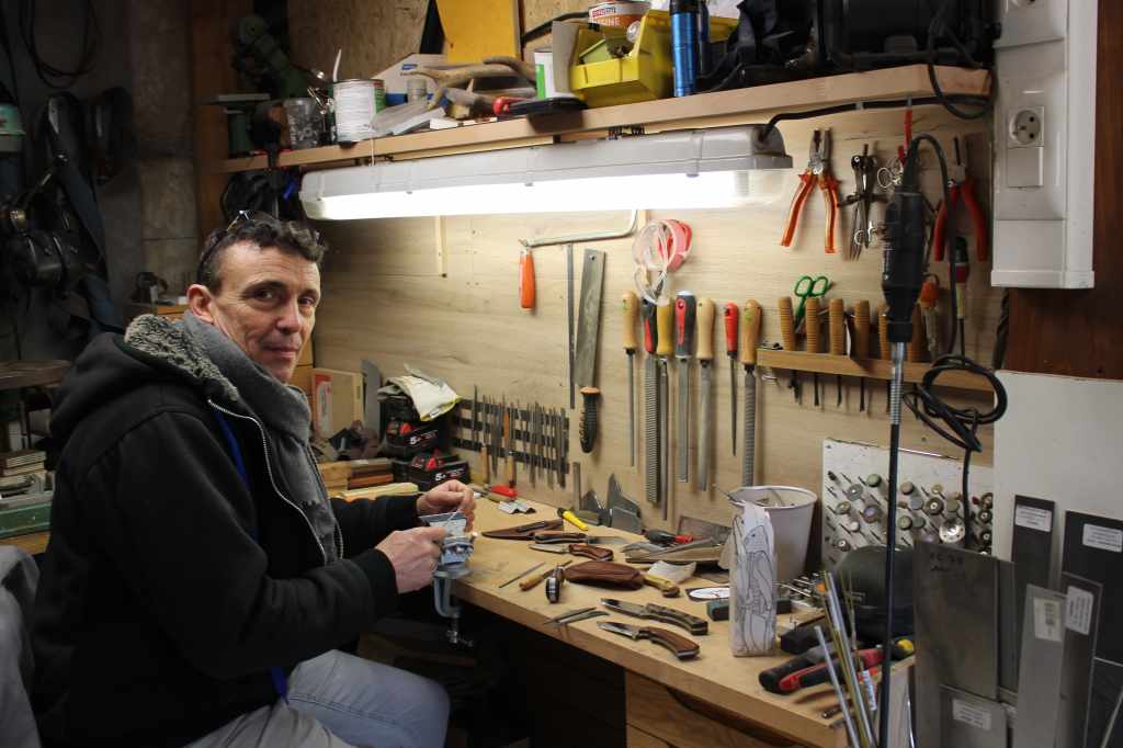 Christophe Galamont, coutellier d&rsquo;art, présent aux Journées Européennes des Métiers d&rsquo;Art à&nbsp;Epernon
